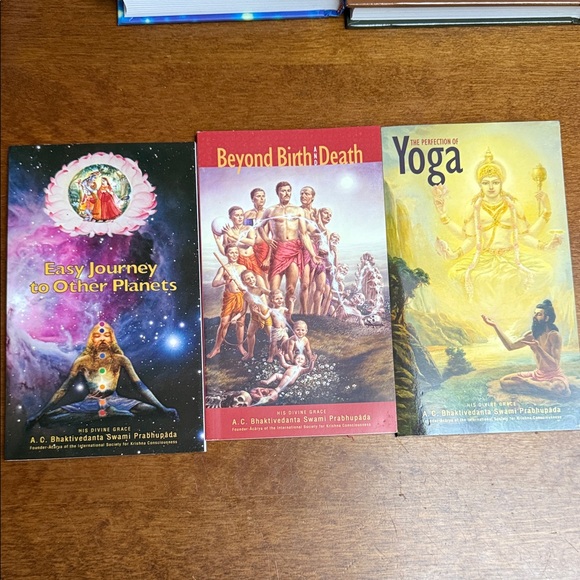 Spiritual Book Collection - Picture 6 of 9